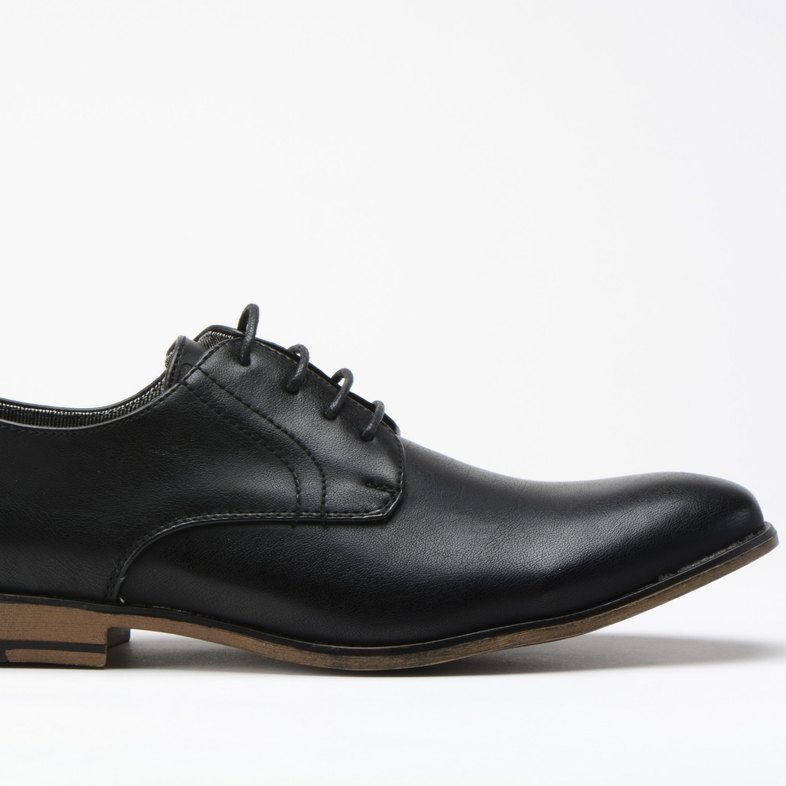 Zapato de vestir, vista lateral